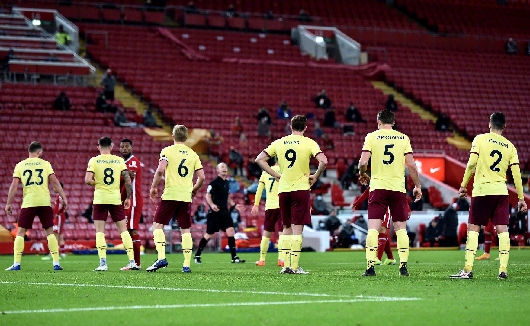 明了该俱乐 明了该俱乐