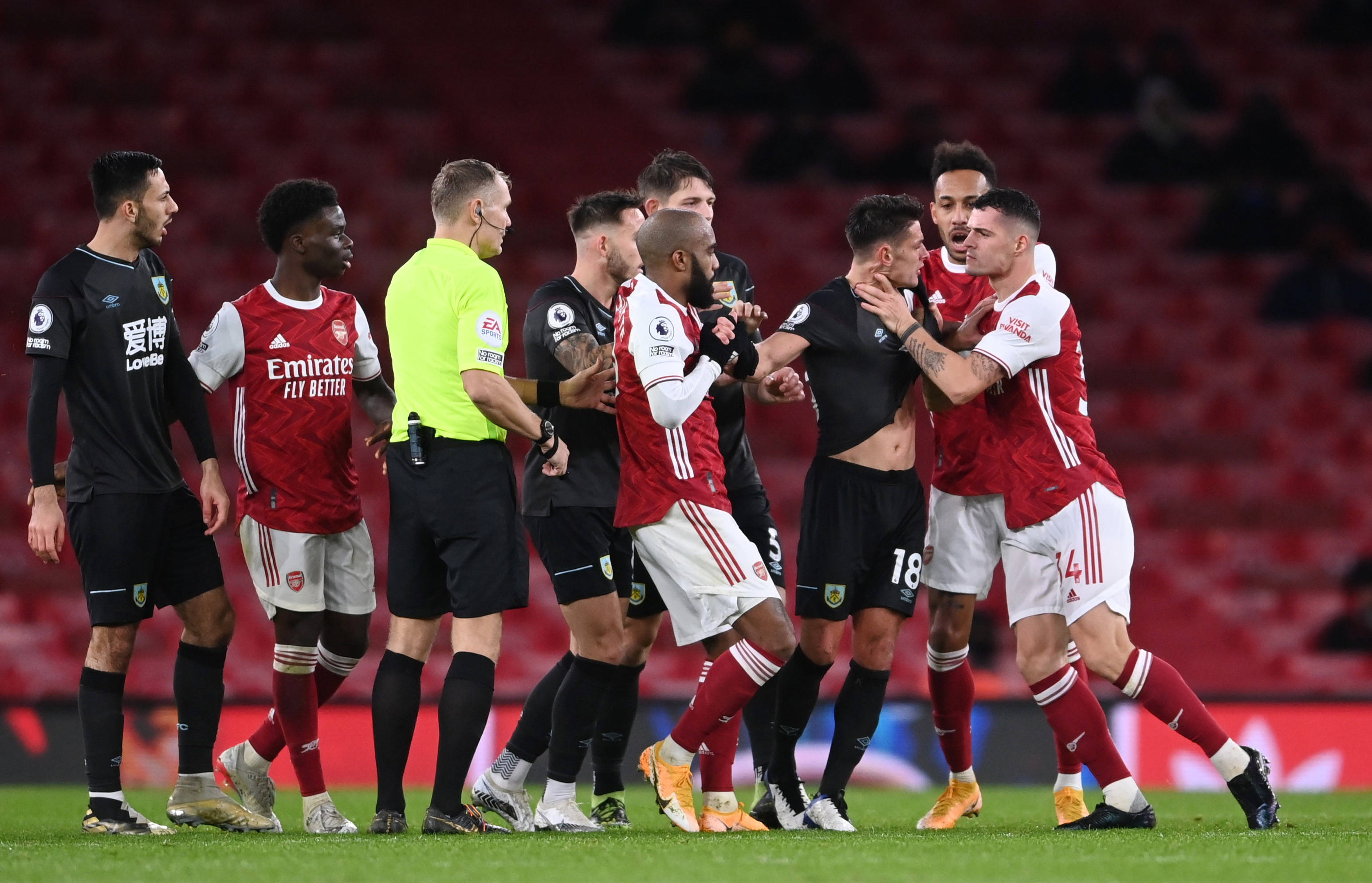 依然展现了 依然展现了